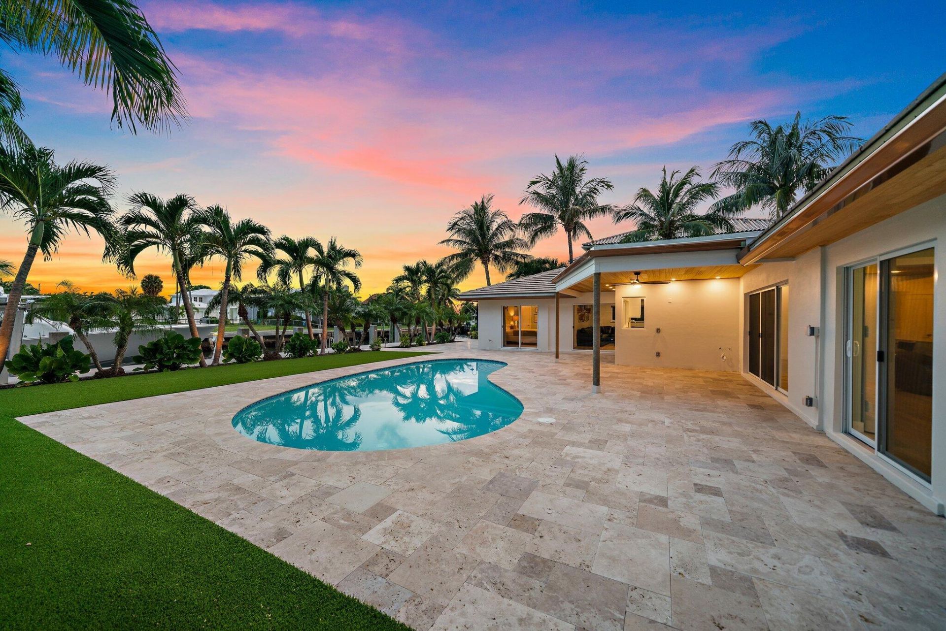 1051 Coral Way, West Palm Beach, FL 33404 Photo
