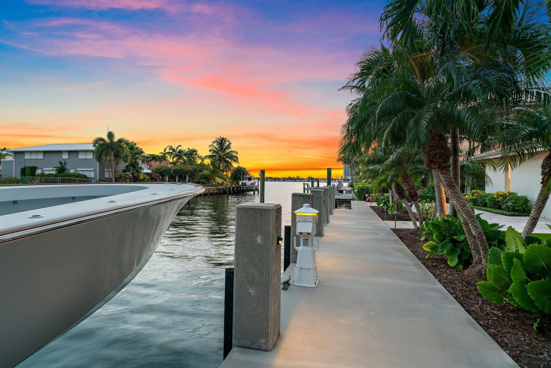 1051 Coral Way, West Palm Beach, FL 33404 Photo