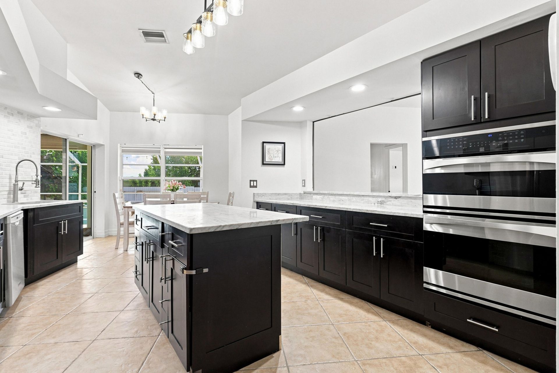680 Manhattan Street E, Lehigh Acres, FL 33974 Photo