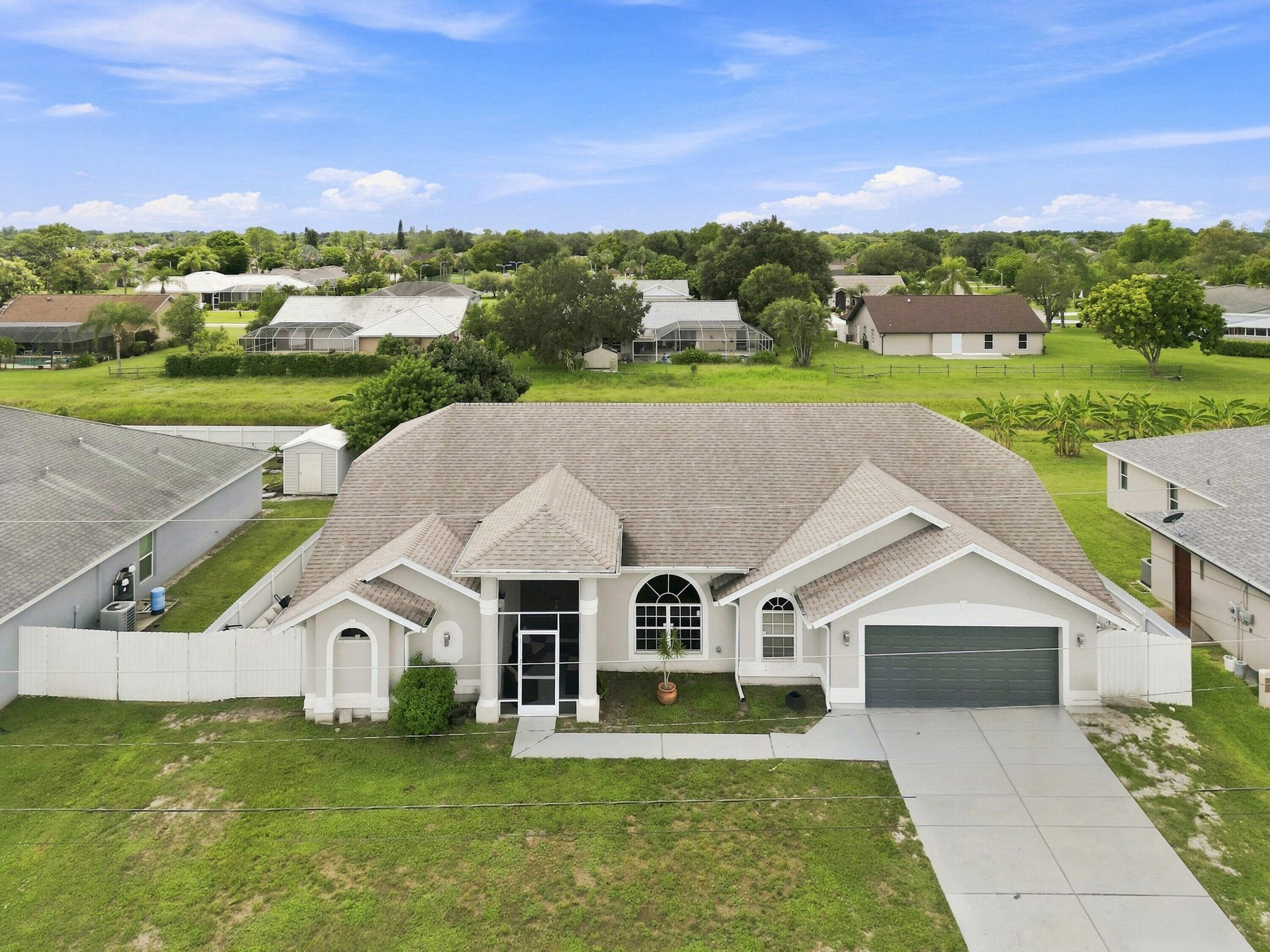 680 Manhattan Street E, Lehigh Acres, FL 33974 Photo