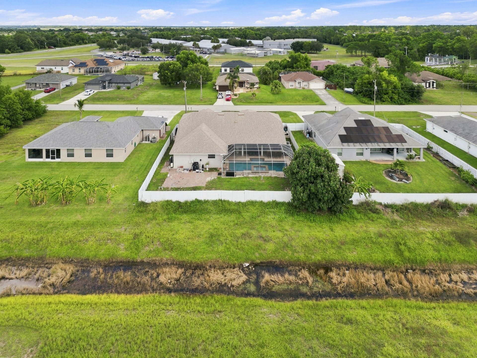 680 Manhattan Street E, Lehigh Acres, FL 33974 Photo