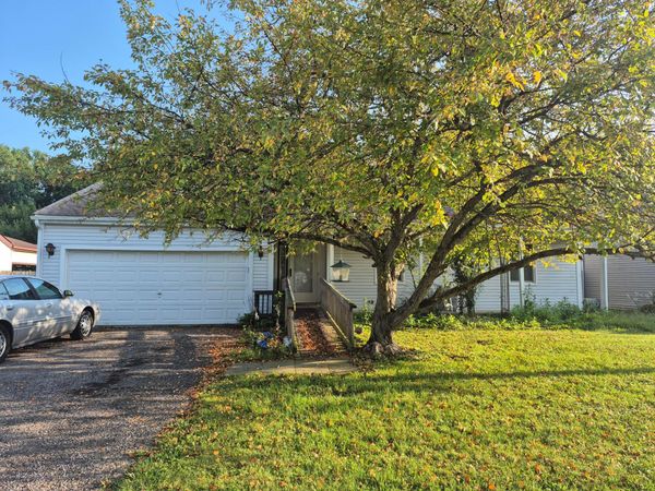 221 Tyler Avenue , Pataskala, OH 43062