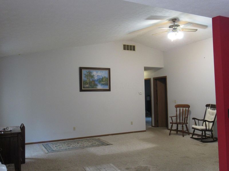 221 Tyler Avenue, Pataskala, OH 43062 Photo 3