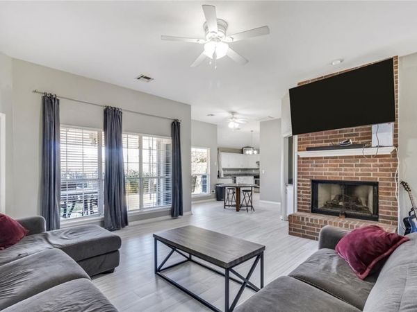 716 Woodbriar , Noble, OK 73068