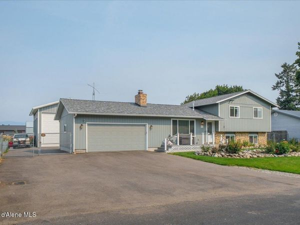 9670 N Meadow WAY, Hayden, ID 83835
