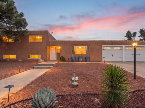 4508 Piedra Blanca Street NE, Albuquerque, NM 87111