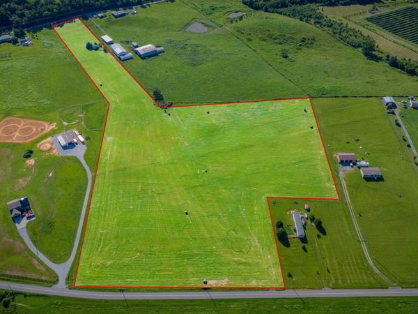 3102 Old Snapps Ferry Road, Chuckey, TN 37641