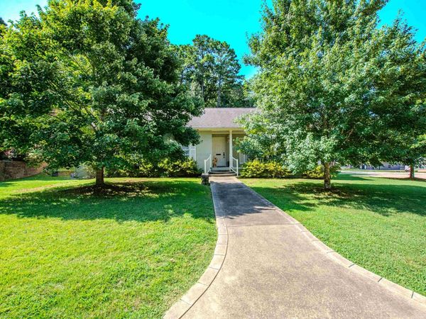810 Shea Drive, Little Rock, AR 72205
