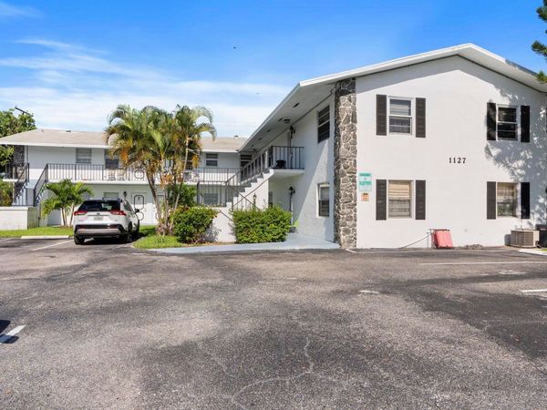 1127 S FEDERAL Highway, Unit 103, Lake Worth Beach, FL 33460