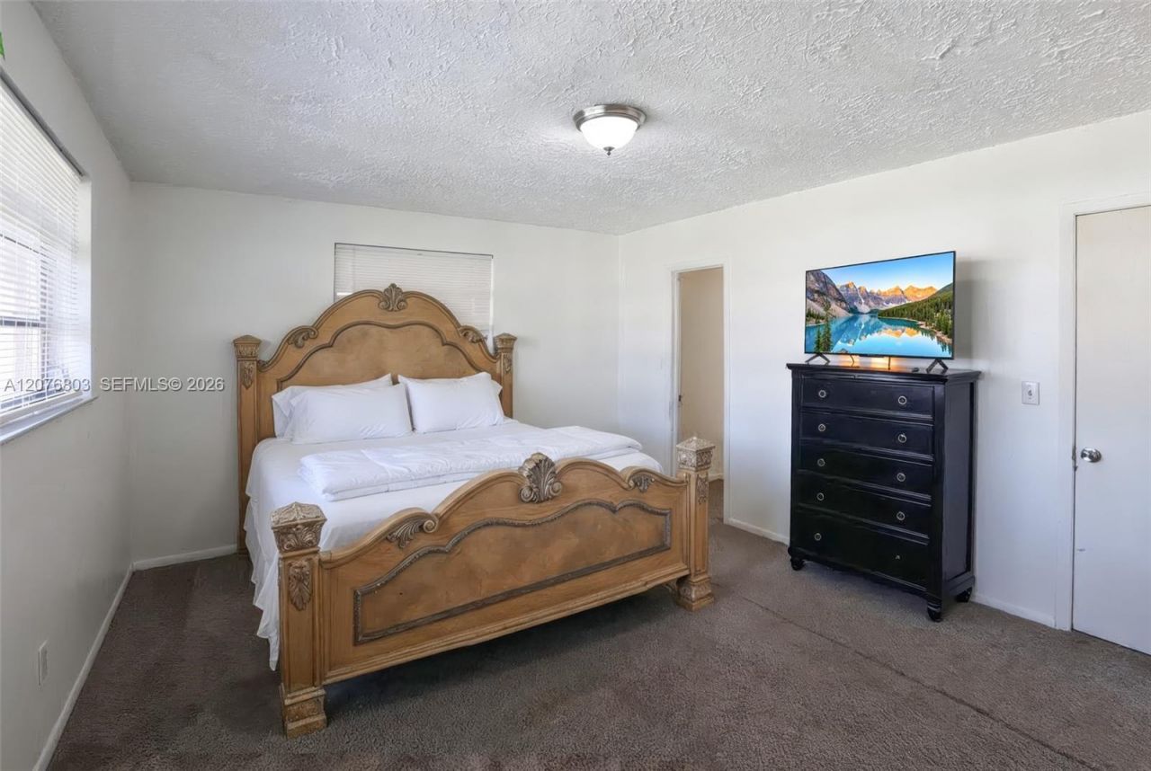 17530 NW 27th Ct, Miami Gardens, FL 33056 Photo