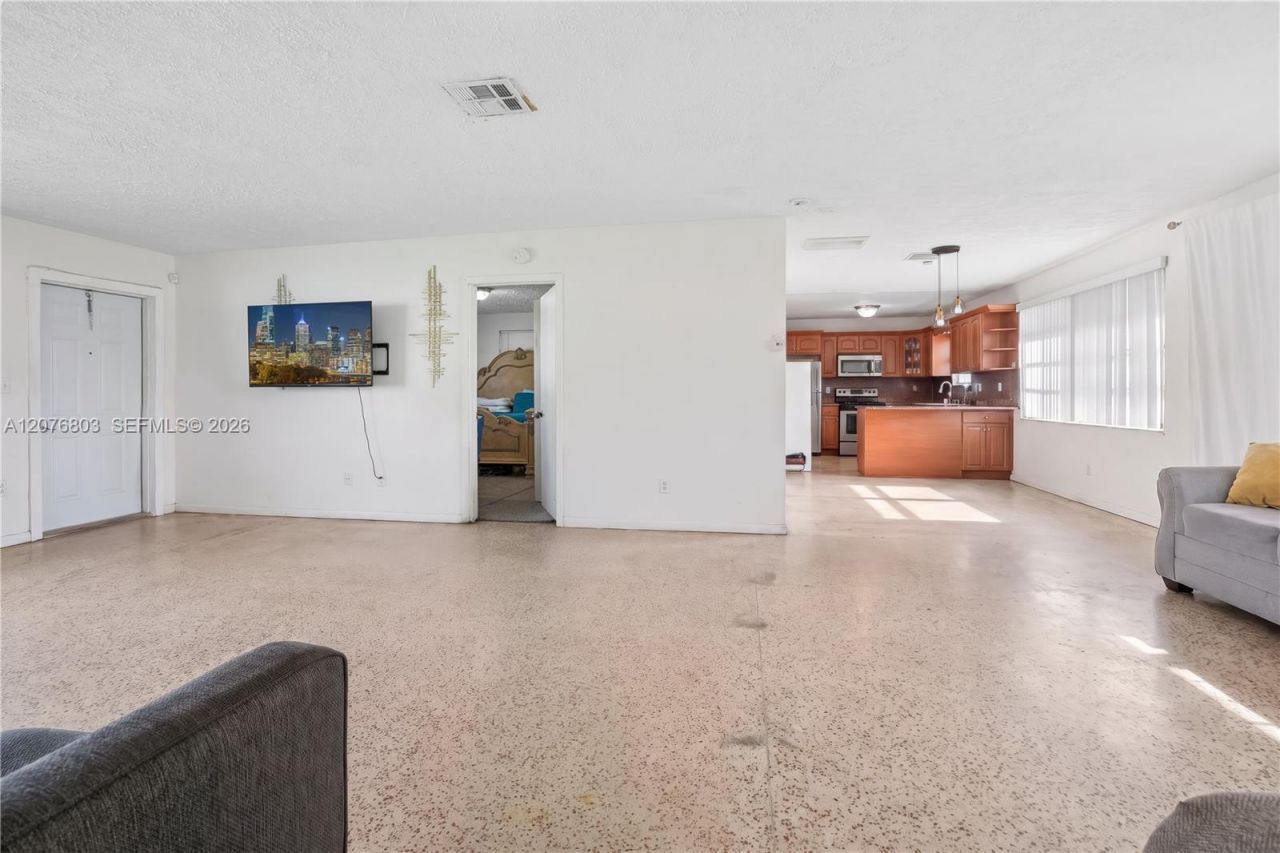 17530 NW 27th Ct, Miami Gardens, FL 33056 Photo