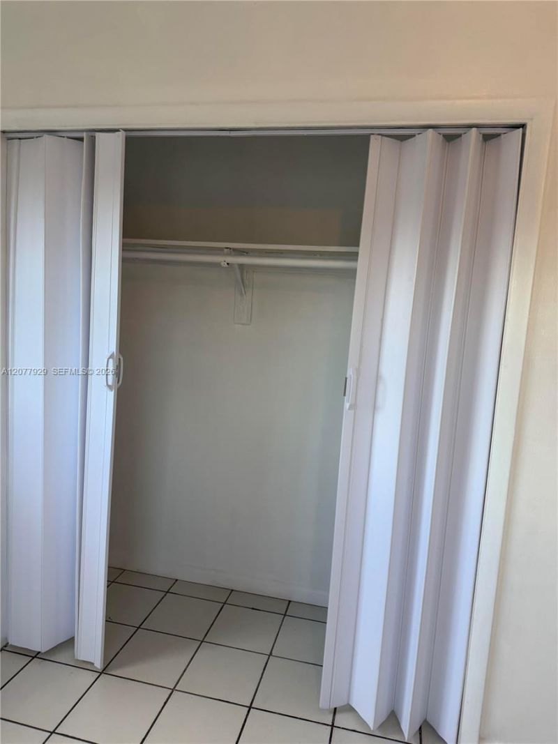 7811 Johnson St, Unit 1E, Pembroke Pines, FL 33024 Photo