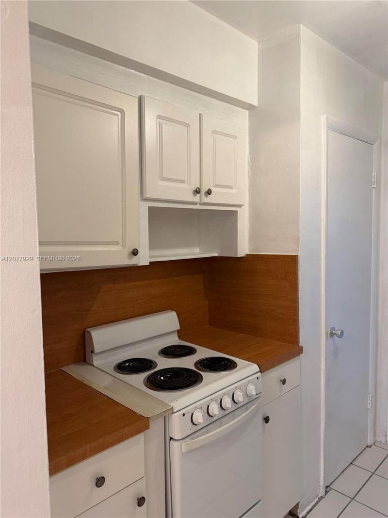 7811 Johnson St, Unit 1E, Pembroke Pines, FL 33024 Photo