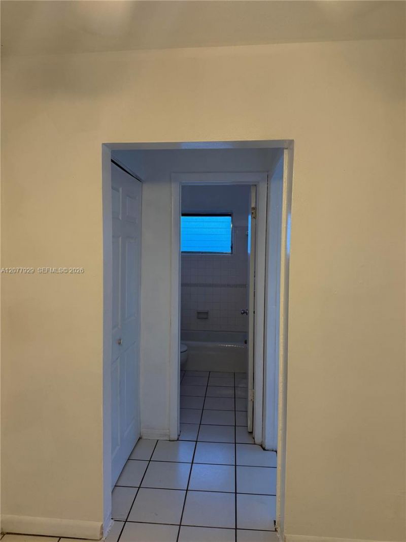 7811 Johnson St, Unit 1E, Pembroke Pines, FL 33024 Photo