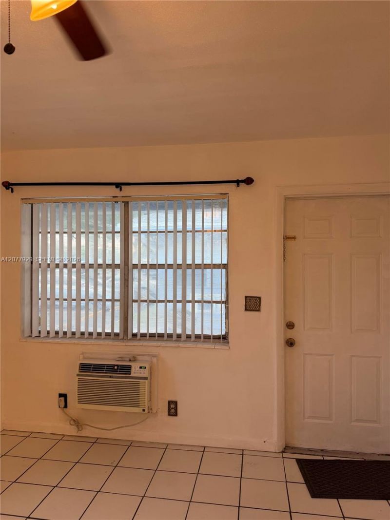 7811 Johnson St, Unit 1E, Pembroke Pines, FL 33024 Photo
