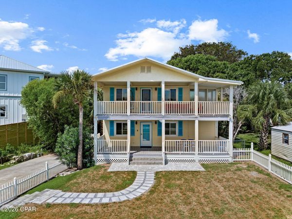 201 Circle Drive , Panama City Beach, FL 32413