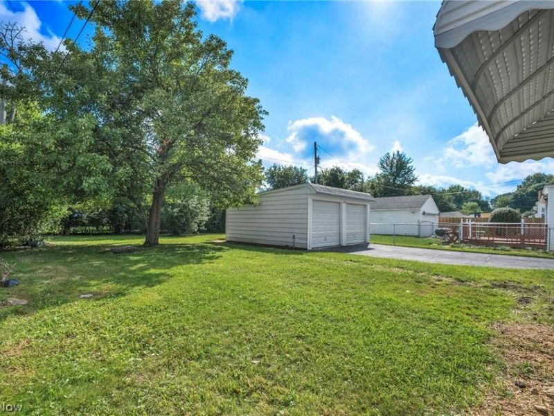 20618 Balfour Road, Warrensville Heights, OH 44122 Photo 37