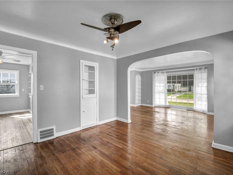 20618 Balfour Road, Warrensville Heights, OH 44122 Photo 9