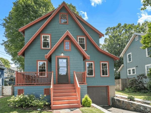 260 Hillside Avenue, Arlington, MA 02476