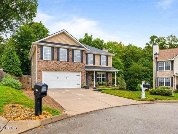 6101 Starflower Lane, Powell, TN 37849