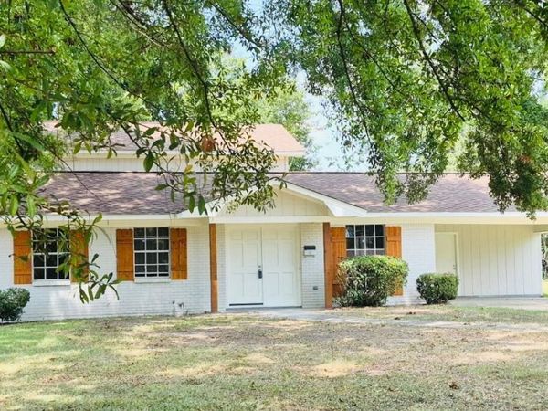 3546 Dye Cove, Jackson, MS 39213