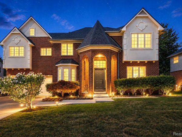 24555 THATCHER Drive , Novi, Mi 48375
