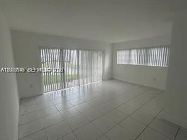 7370 SW 82nd St , Unit E120, Miami, FL 33143