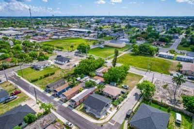 655 SW 5th St , Homestead, FL 33030 Photo