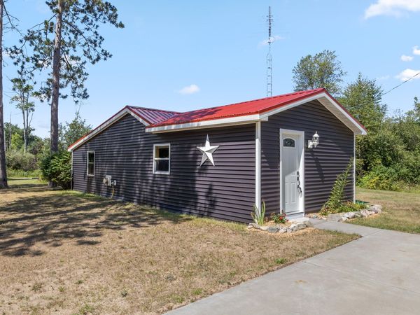 2029 E 6 Mile Road, White Cloud, MI 49349