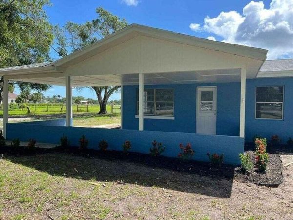 2410 S BROCKSMITH Road, Fort Pierce, FL 34945