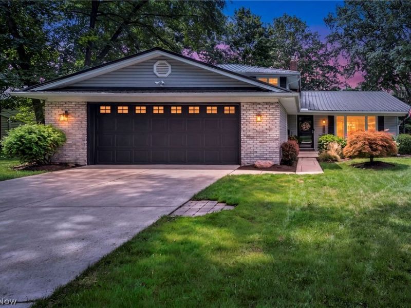 1980 Salem Parkway, Westlake, OH 44145 Photo 2