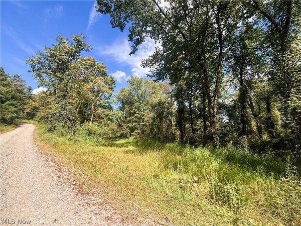 62515 Wine Road , Quaker City, OH 43773
