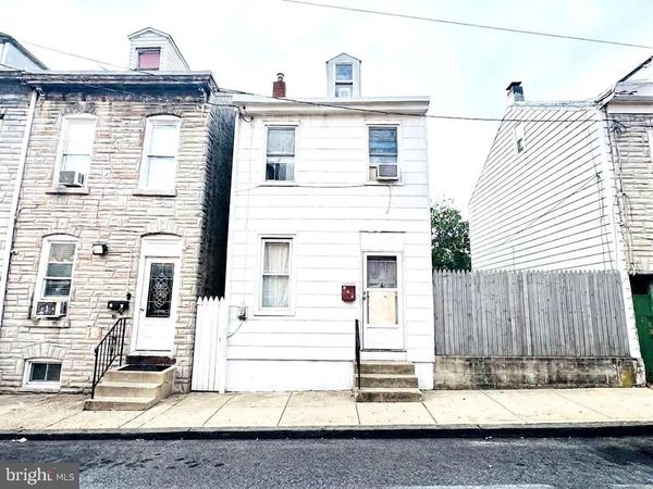 520 MINOR STREET , READING, PA 19602