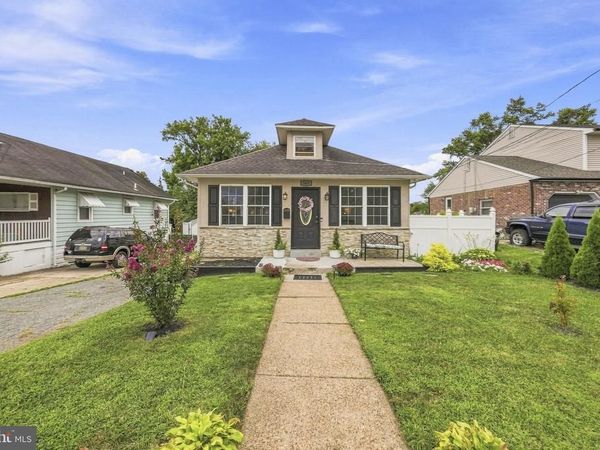 162 S FELLOWSHIP ROAD, MAPLE SHADE, NJ 08052