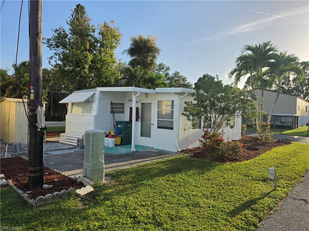 50 Temple Ln, Naples, FL 34114 Photo