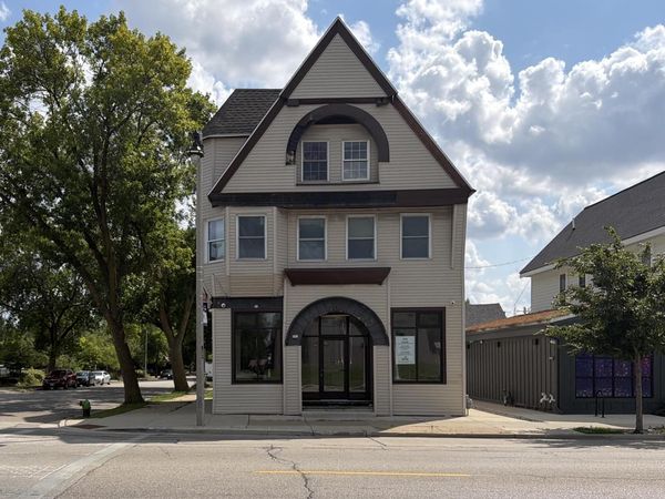 501 W North AVENUE #503, Milwaukee, WI 53212