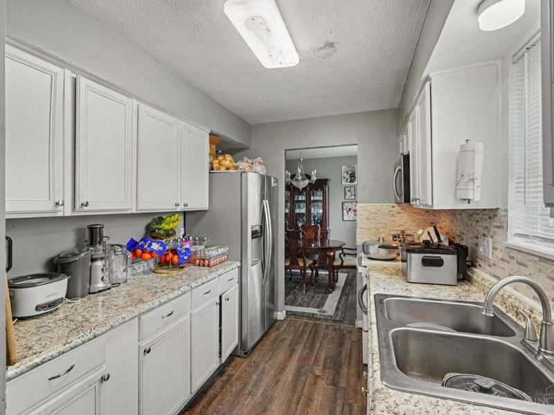 1727 John Gray Road, Springfield Township, OH 45240 Photo 7