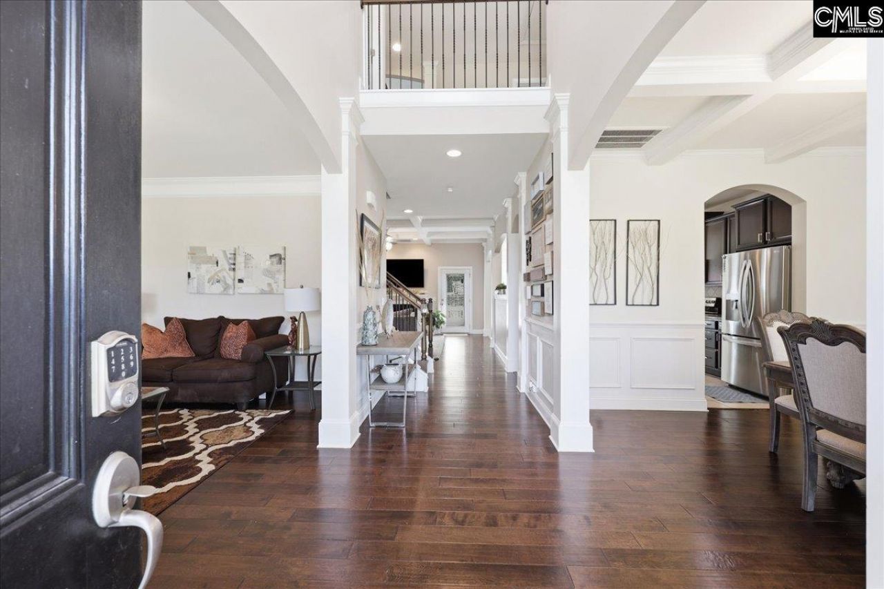 66 Saughtree Lane W Photo 15