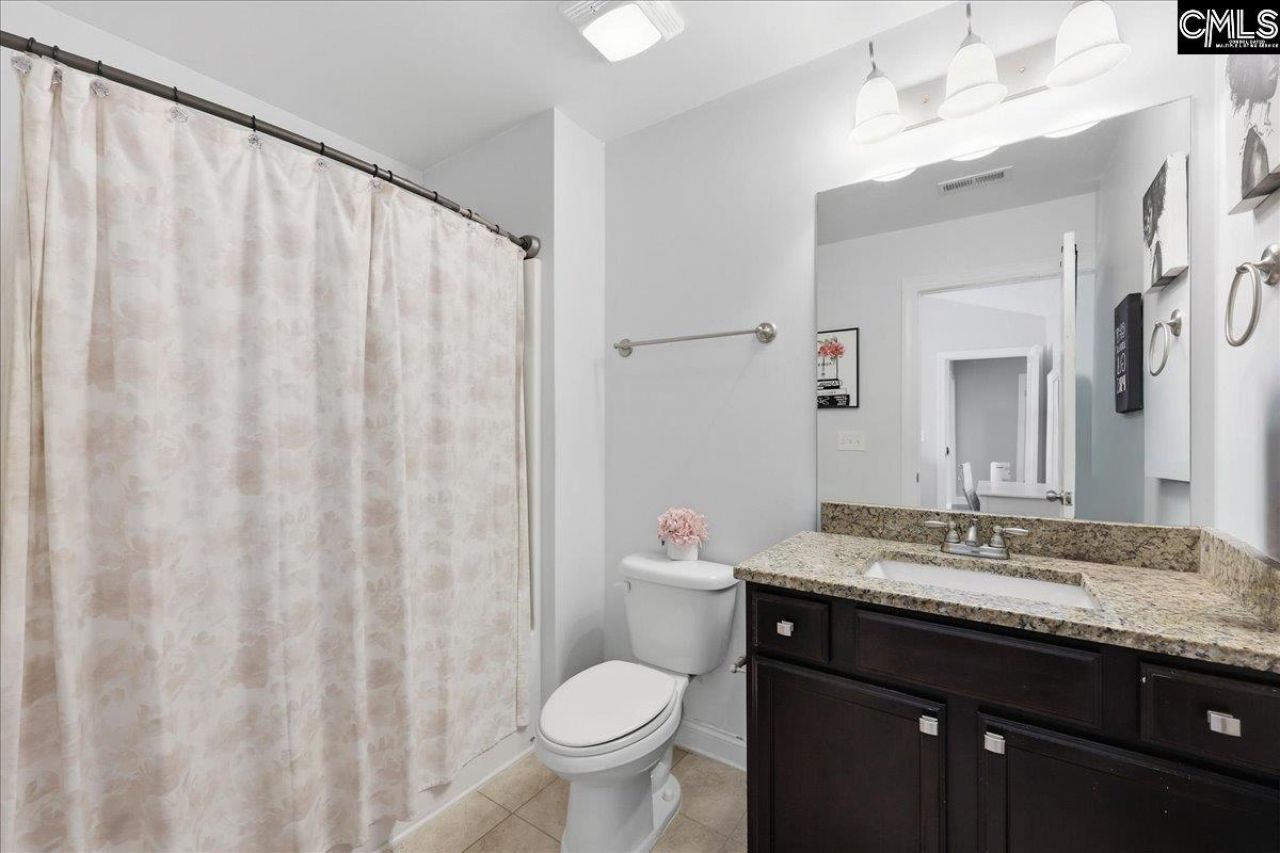 66 Saughtree Lane W Photo 47