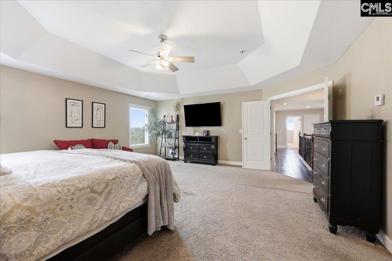 66 Saughtree Lane W Photo 61
