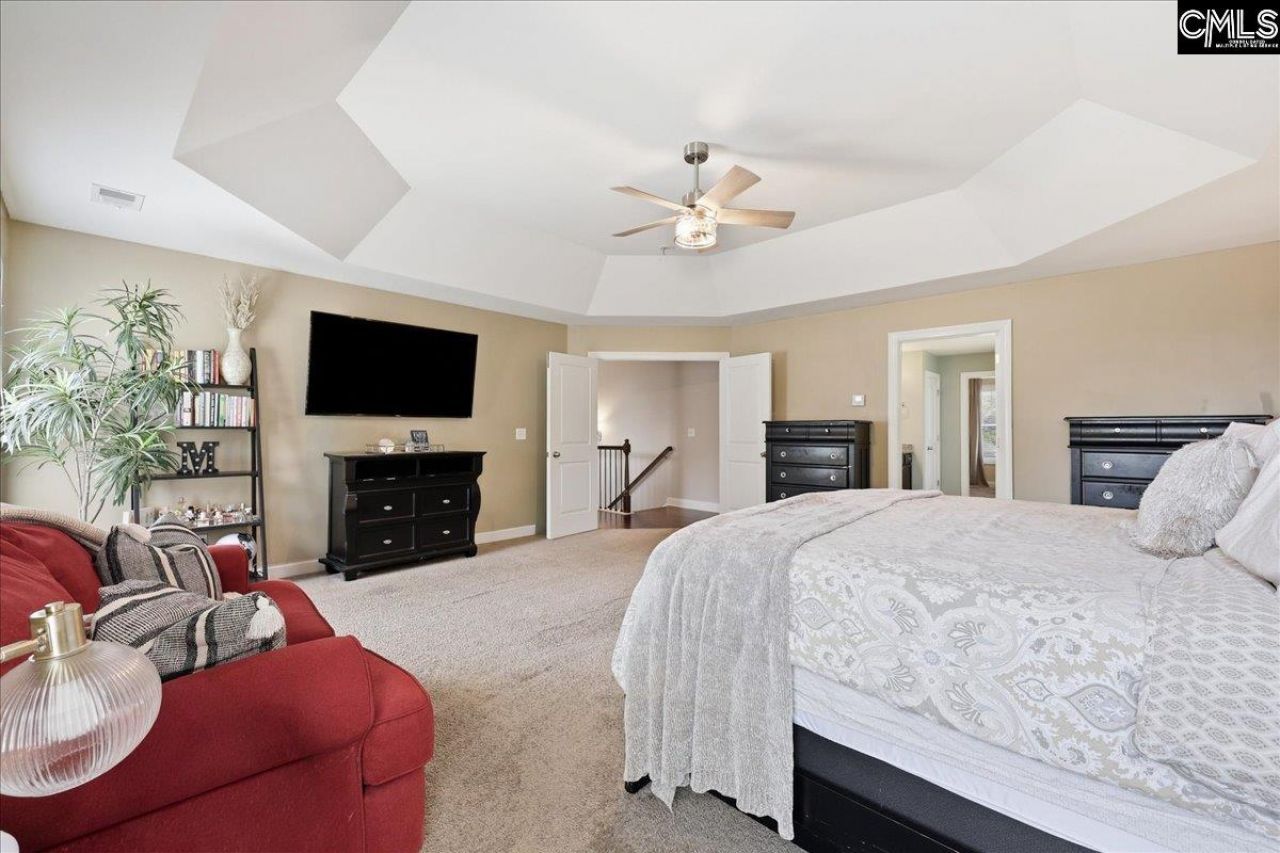 66 Saughtree Lane W Photo 62