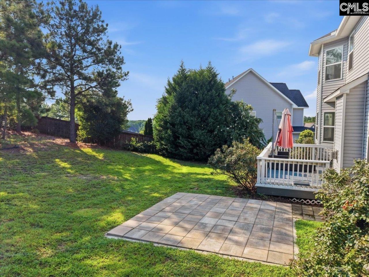 66 Saughtree Lane W Photo 68