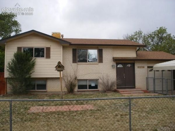 7210 Metropolitan Street, Colorado Springs, CO 80911