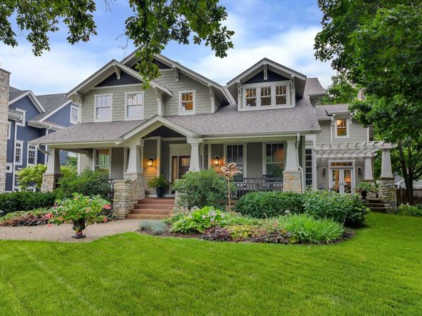 445 Bryant Avenue , Glen Ellyn, IL 60137