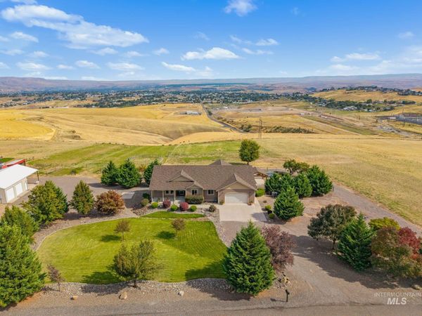 999 Amity Lane, Clarkston, WA 99403