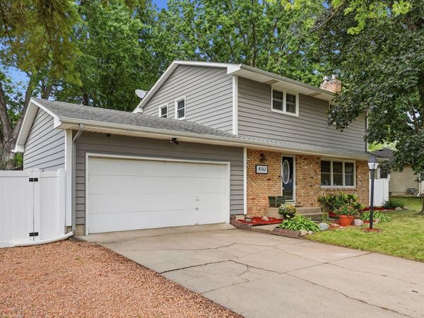 4762 Decatur Avenue N, New Hope, MN 55428