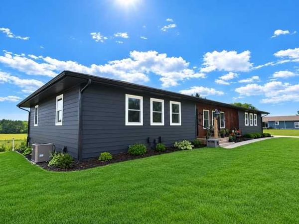 7143 Sunset Strip NW, Alexandria, MN 56308