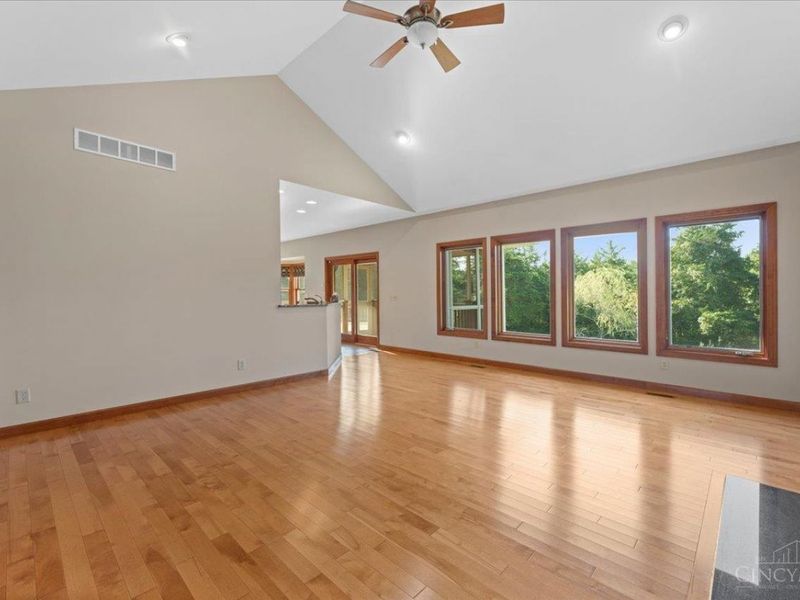 10855 Morning Sun Lane, Harrison Township, OH 45030 Photo 13