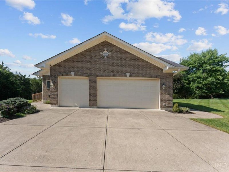 10855 Morning Sun Lane, Harrison Township, OH 45030 Photo 4