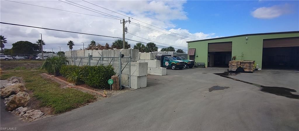 1931 Custom Dr , Fort Myers, FL 33907 Photo